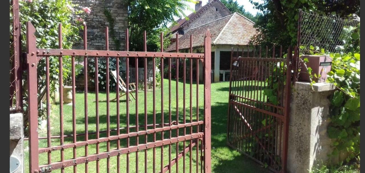 Gite Le Lavoir - Laives Zewnętrze zdjęcie